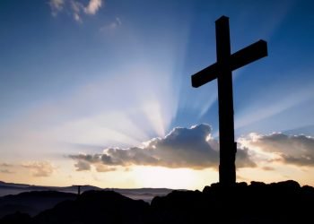 Poucos símbolos têm sido tão influentes ou duradouros como a cruz.